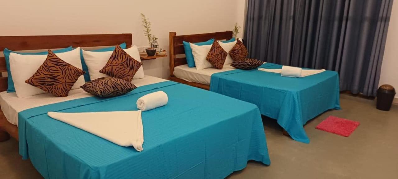 Lily Resort 达瓦拉维 外观 照片